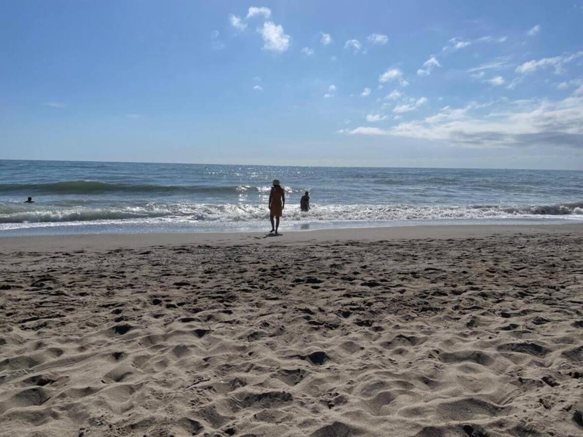 One Step From The Beach 托雷莫利诺斯 外观 照片